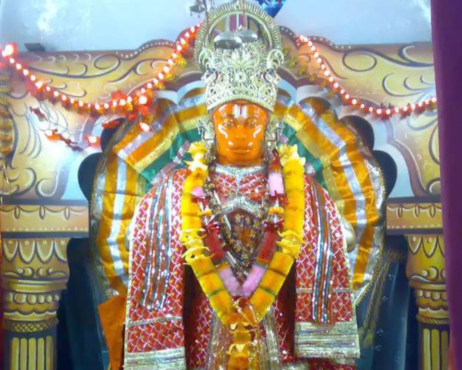 exploreyoga-Spiritual-sankatmochanhanuman-varanasi-2