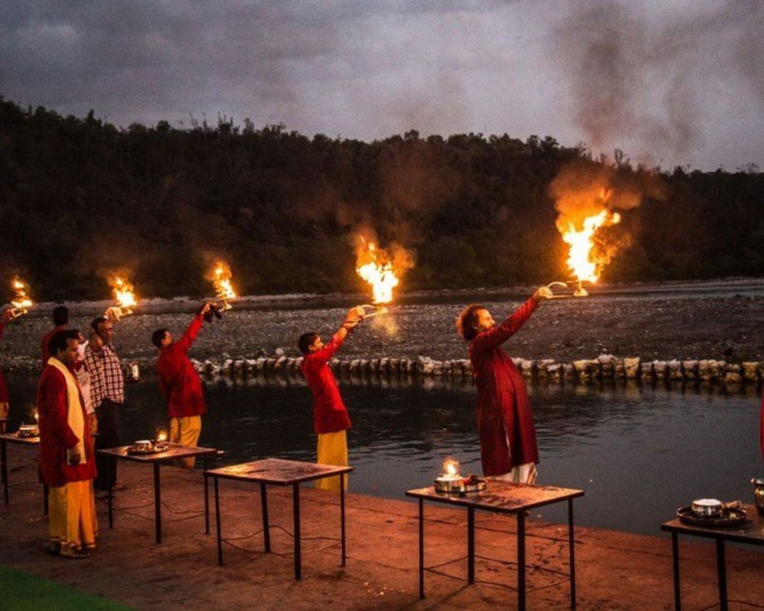 exploreyoga-spiritualplaces-trivenighat-rishikesh-2