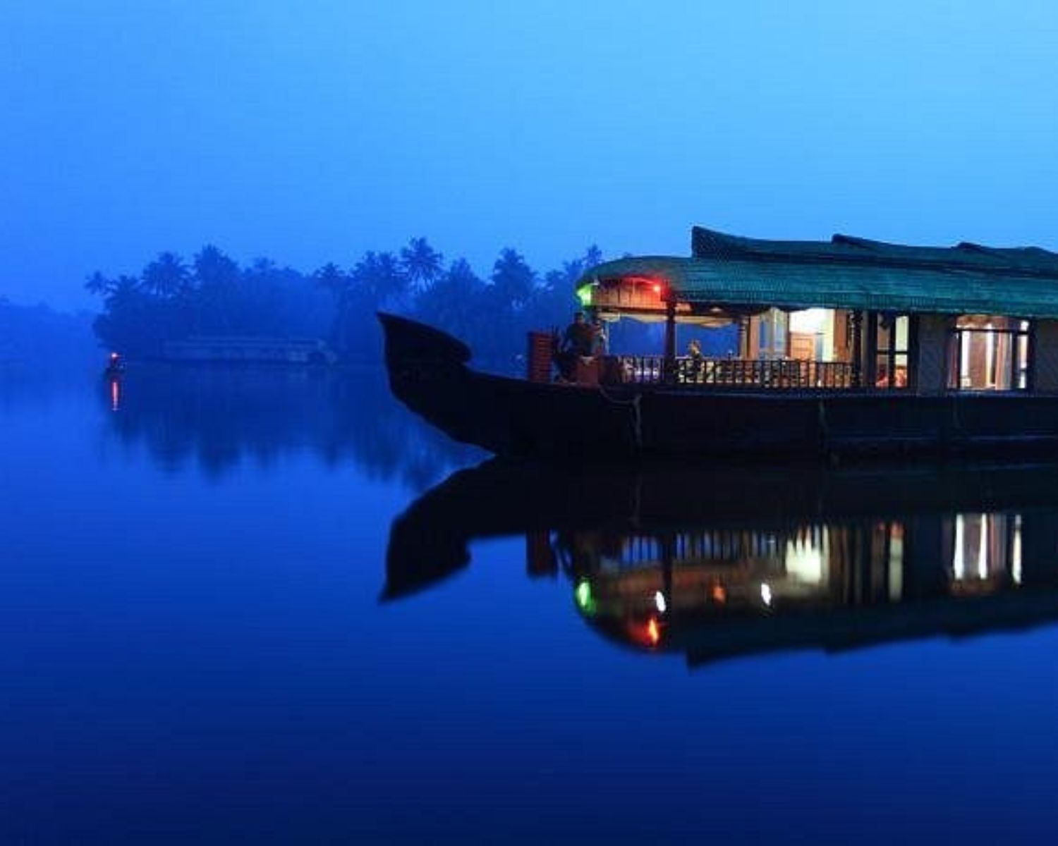 exploreyoga-experience-backwaters-kerala-4