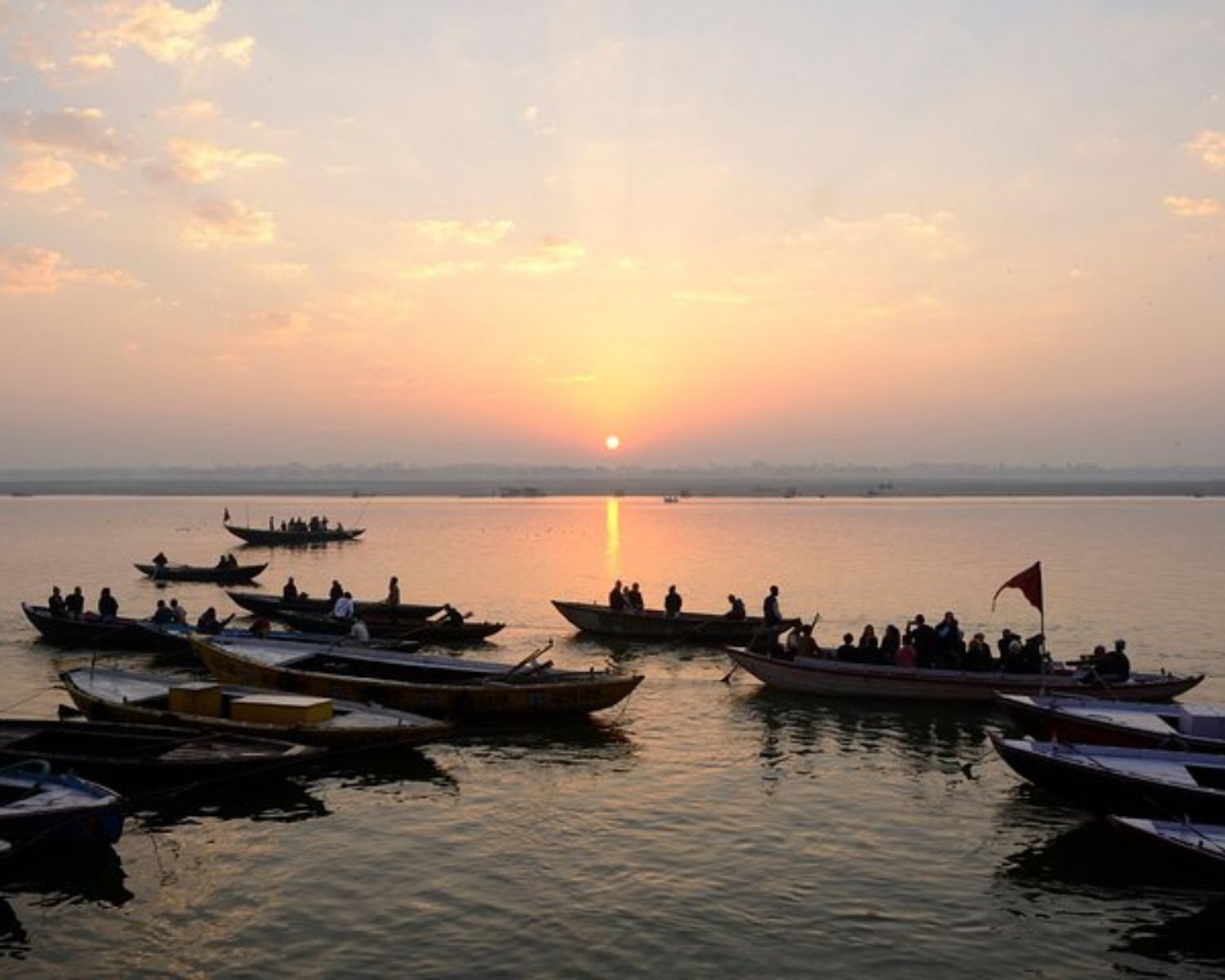 exploreyoga-experience-Ghat Walk at Sunrise -varanasi-1