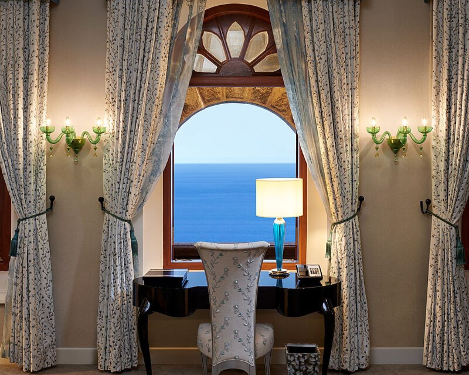 exploreyoga-experience-Halcyon Castle-2