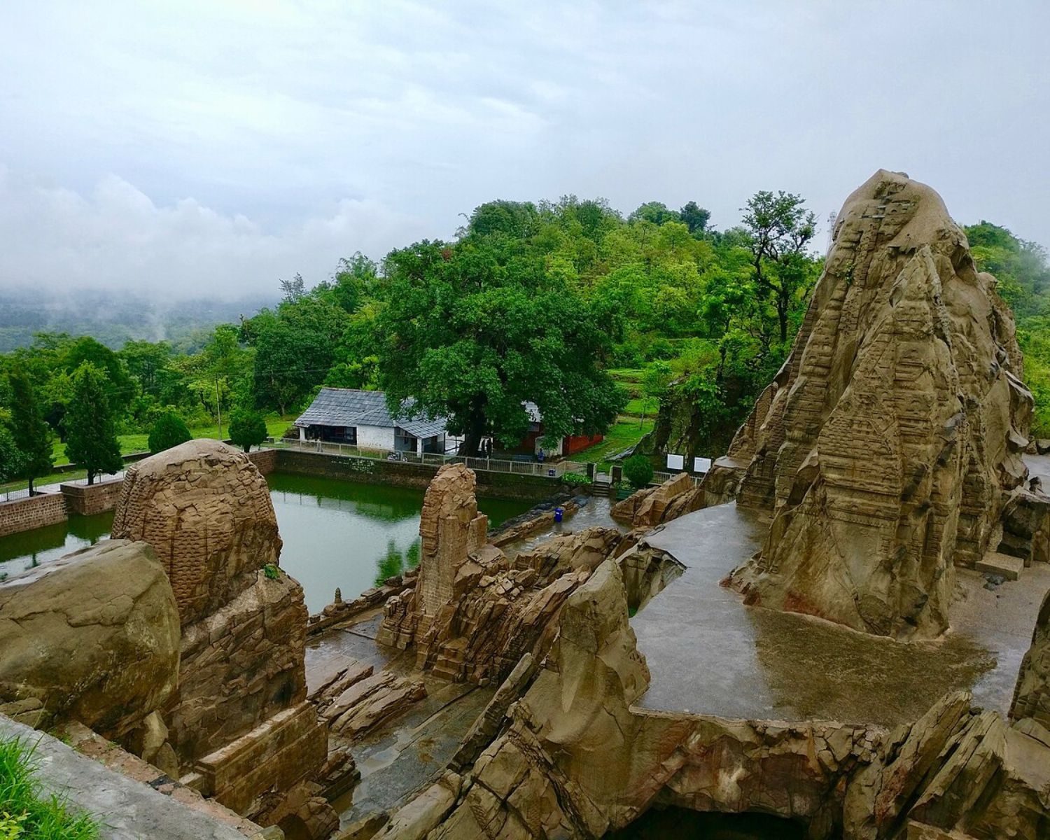 exploreyoga-experience-masroorrockcut-5