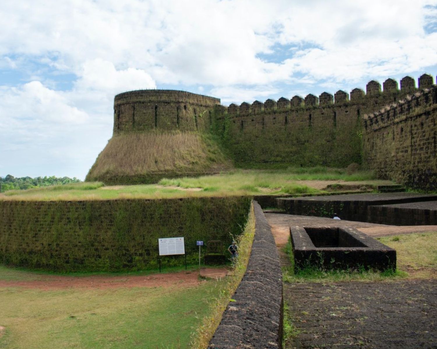 exploreyoga-experience-mirjanfort-gokarna-1
