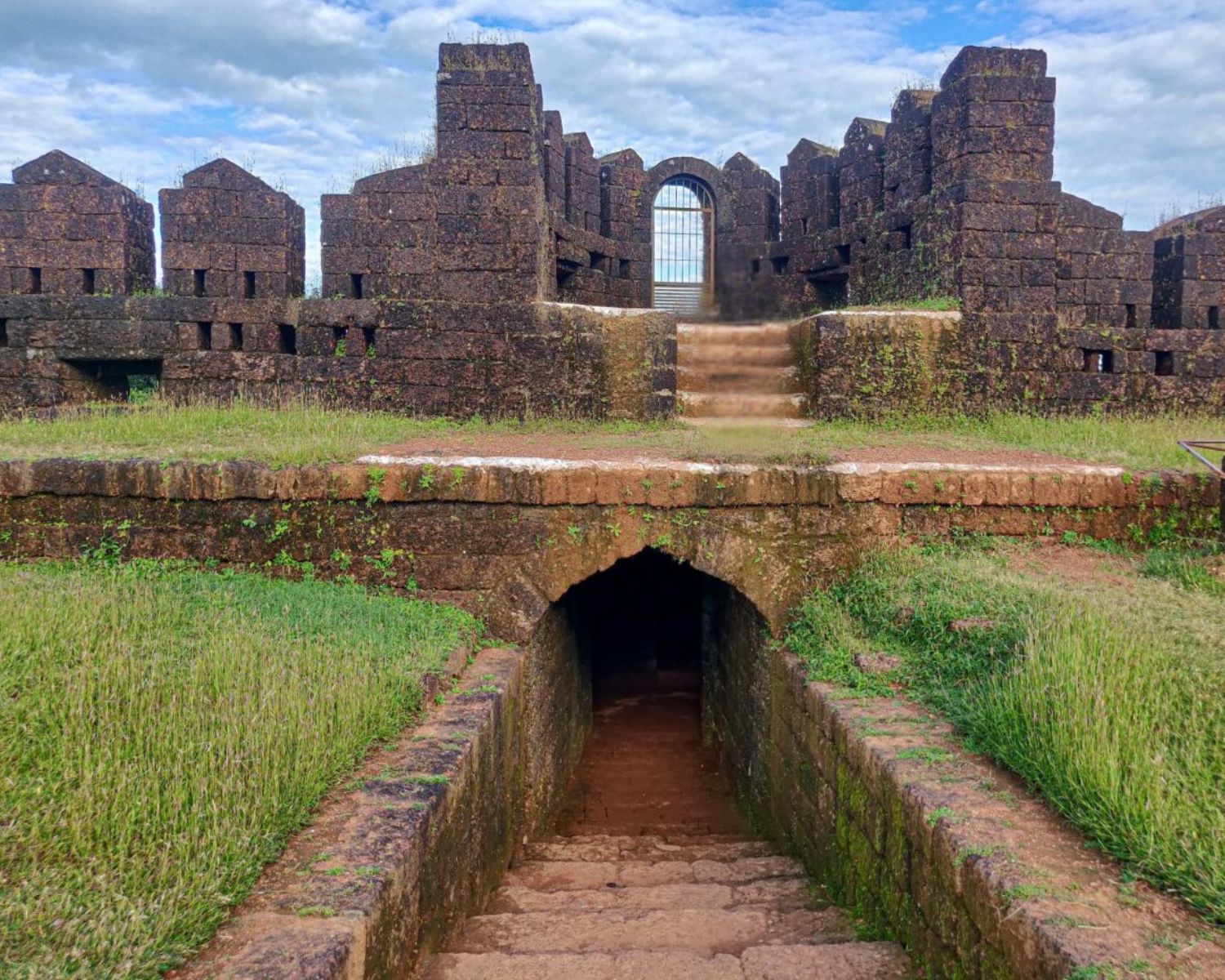 exploreyoga-experience-mirjanfort-gokarna-2
