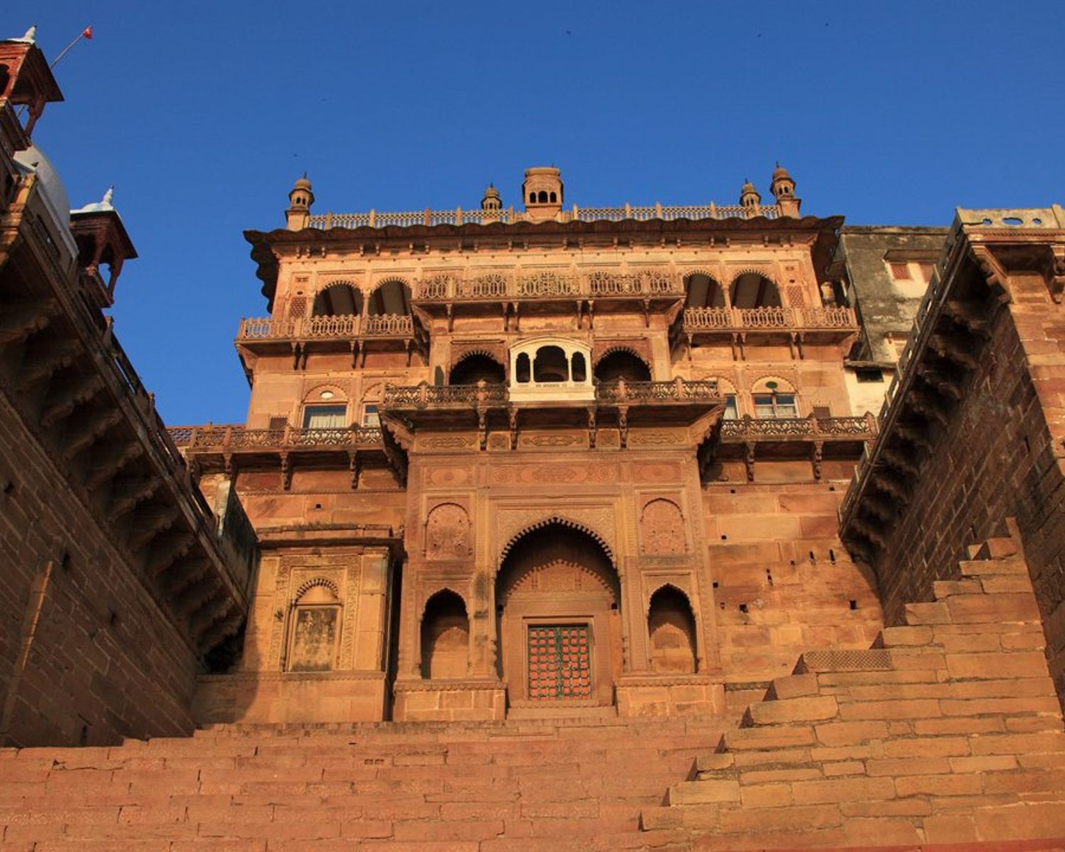 exploreyoga-experience-ramnagarfort-varanasi-3