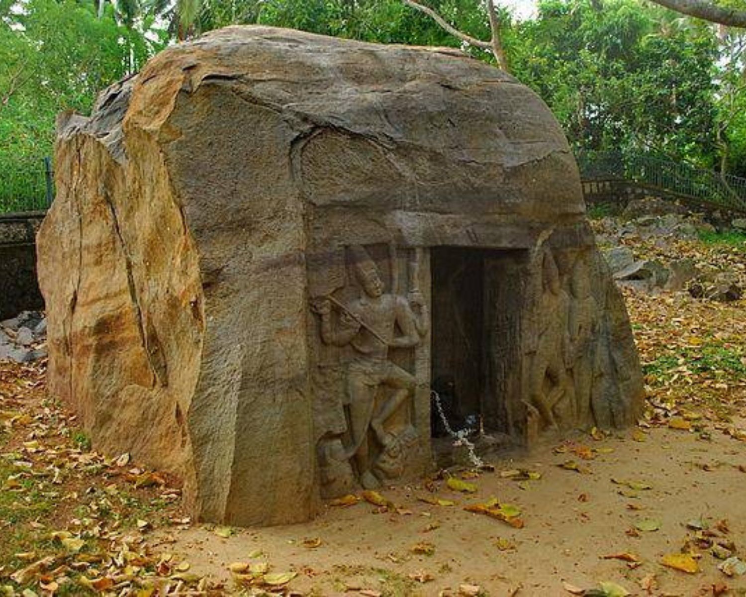 exploreyoga-experience-rock-cut-temple-2