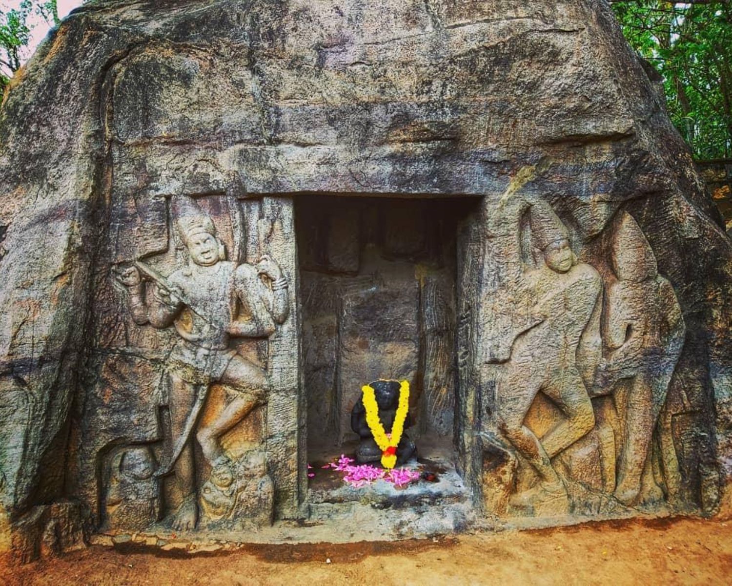 exploreyoga-experience-rock-cut-temple-4